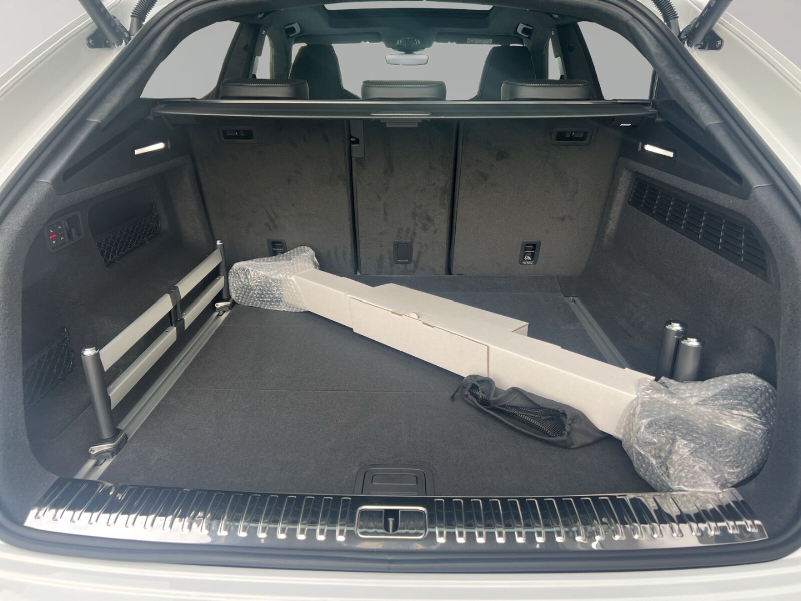 Audi SQ8 – Bild 9
