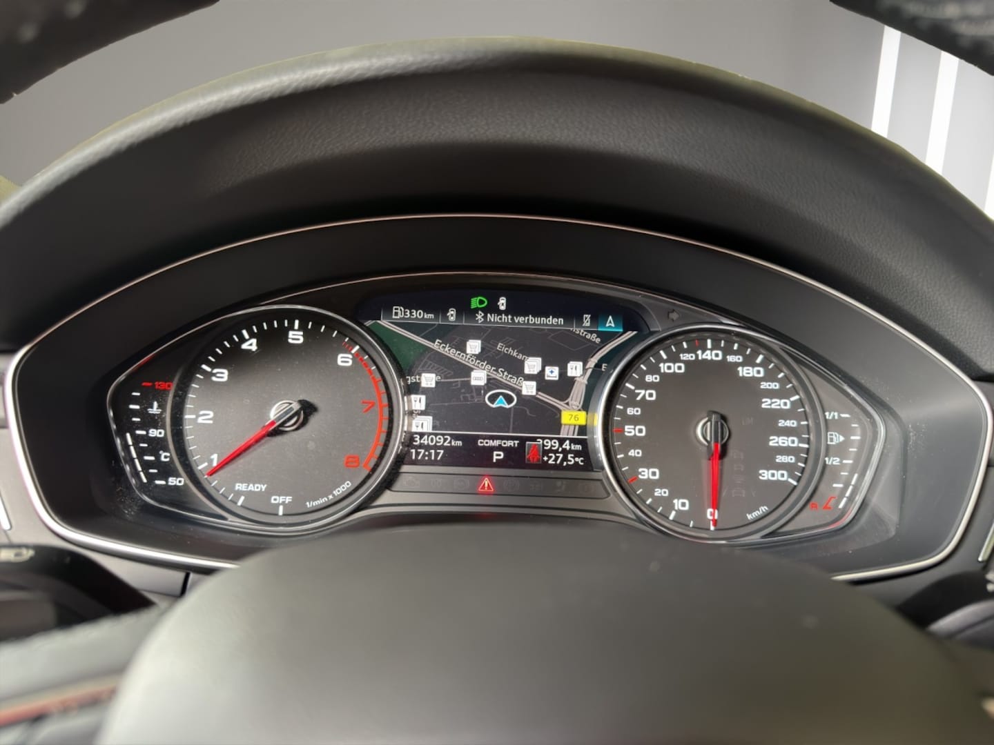 Bild über Audi A4 Avant 40 TFSI S tronic - für weitere Informationen kontaktieren Sie den Audi Partner