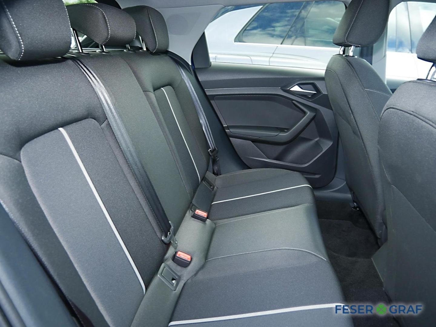 Bild über Audi A1 allstreet 30 TFSI Schaltgetriebe - für weitere Informationen kontaktieren Sie den Audi Partner