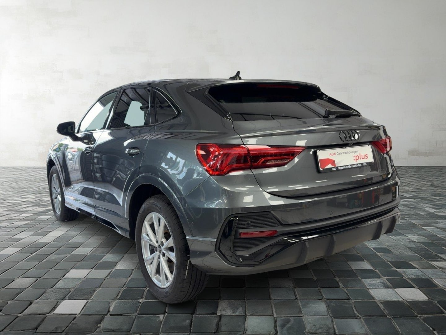Bild über Audi Q3 Sportback S line 45 TFSI quattro S tronic - für weitere Informationen kontaktieren Sie den Audi Partner