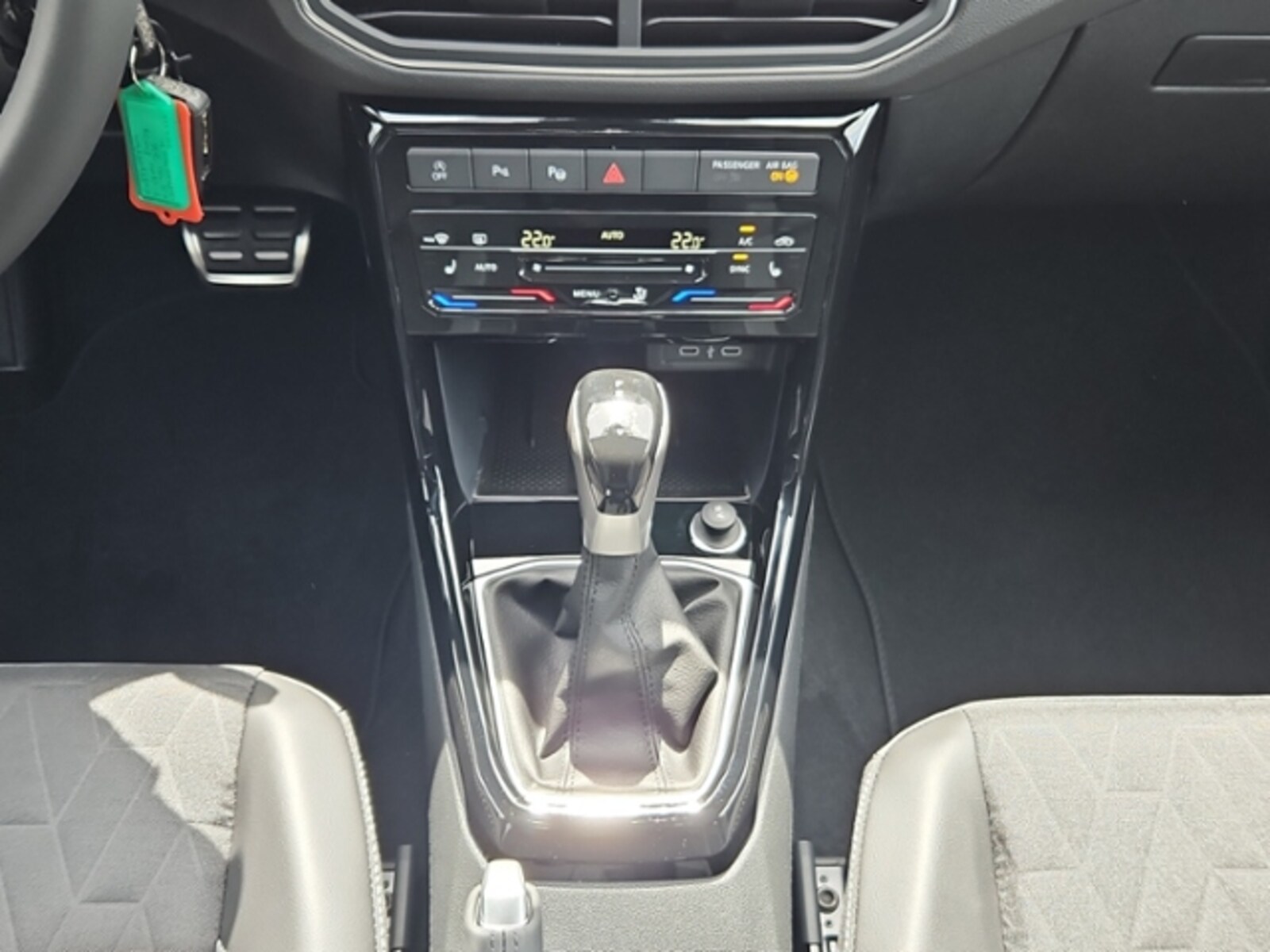 Volkswagen T-Cross – Bild 12