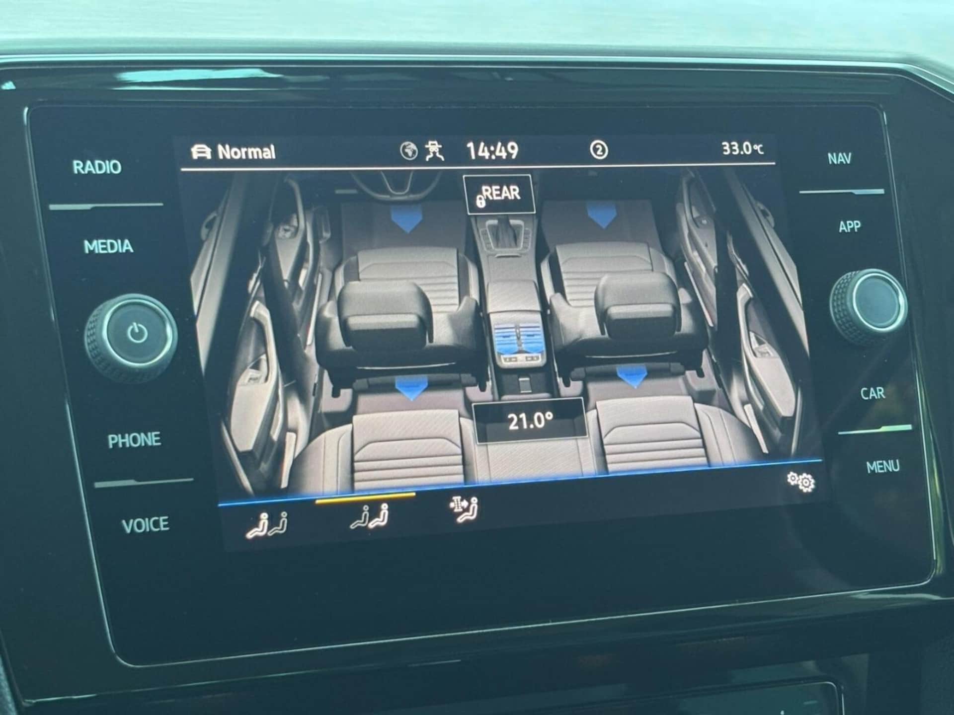 Volkswagen Passat Elegance