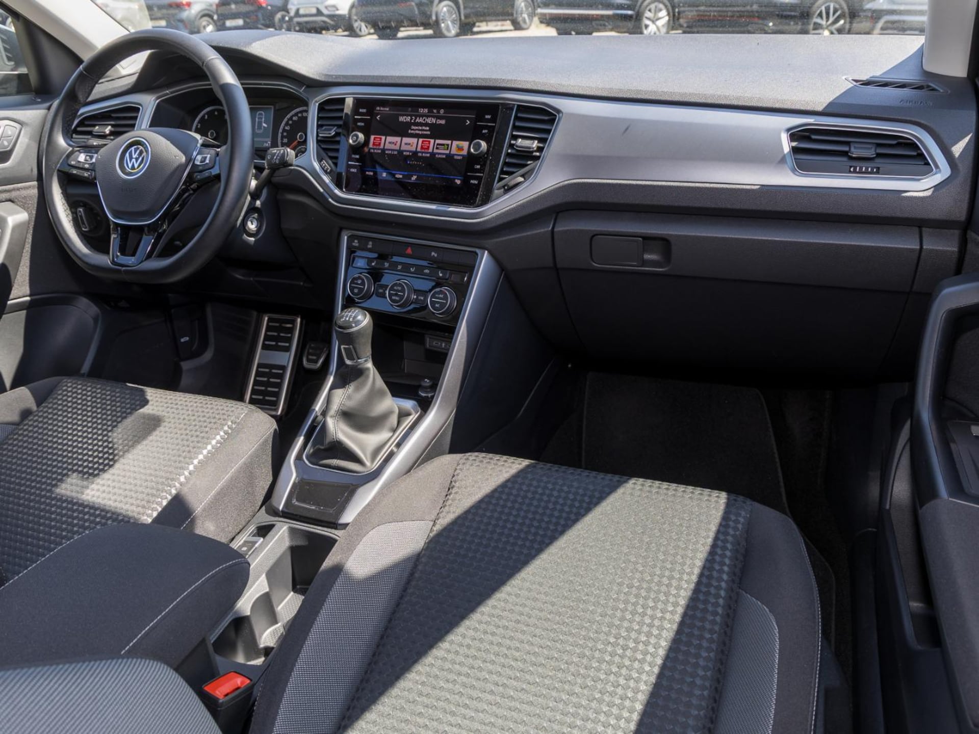 Volkswagen T-Roc Active
