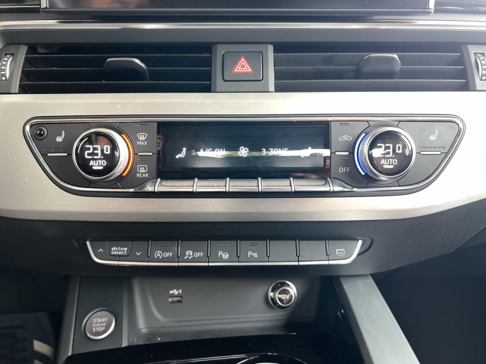 Audi A4 Limousine S line