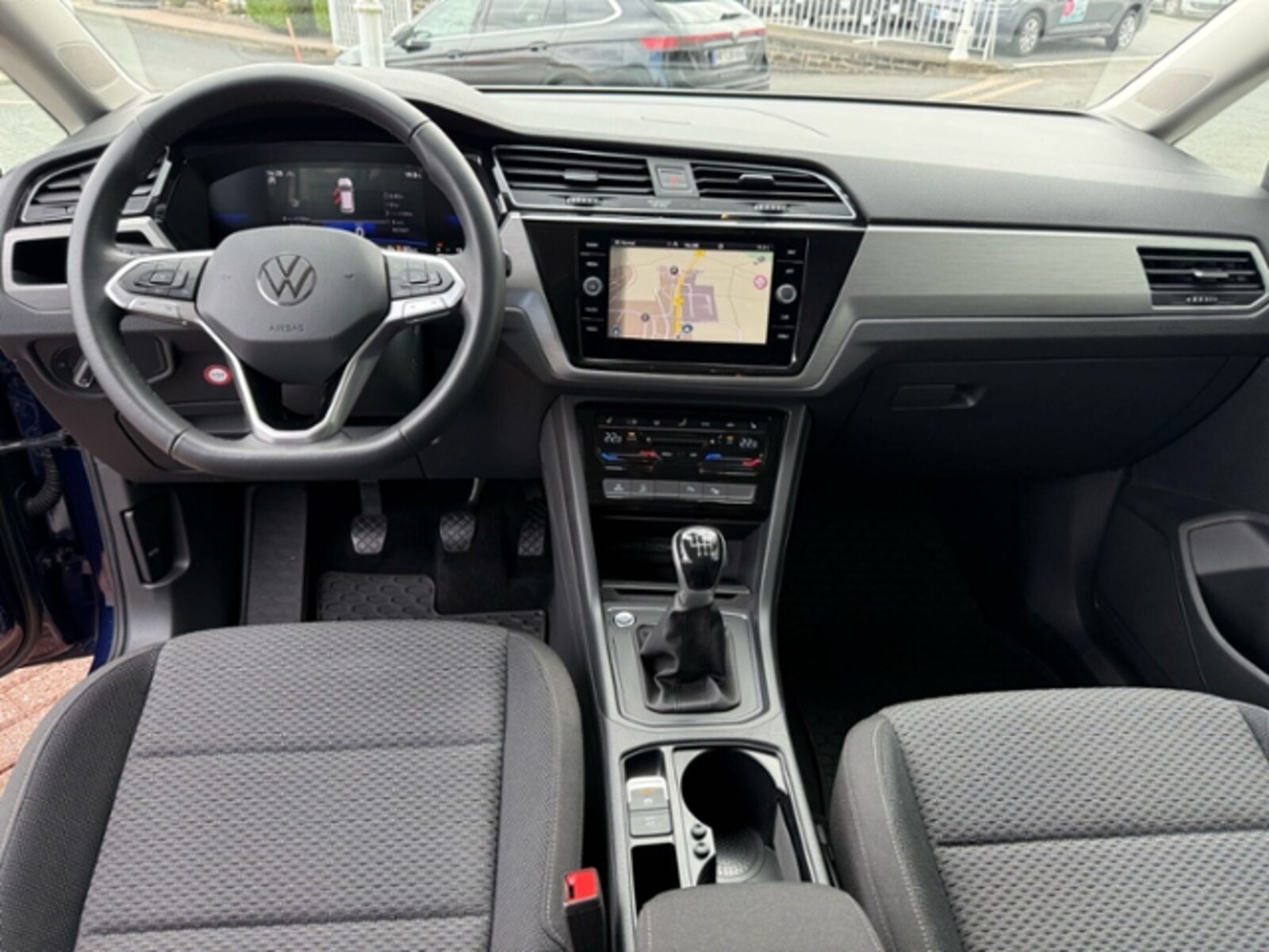 Volkswagen Touran – Bild 5