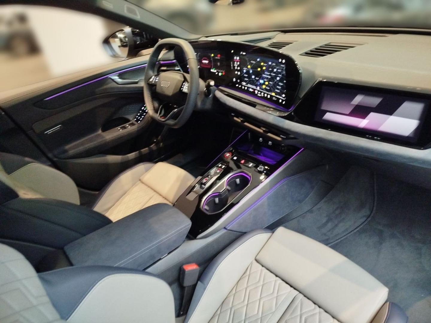 Bild über Audi A6 Limousine TFSI quattro 270 kW S tronic - für weitere Informationen kontaktieren Sie den Audi Partner