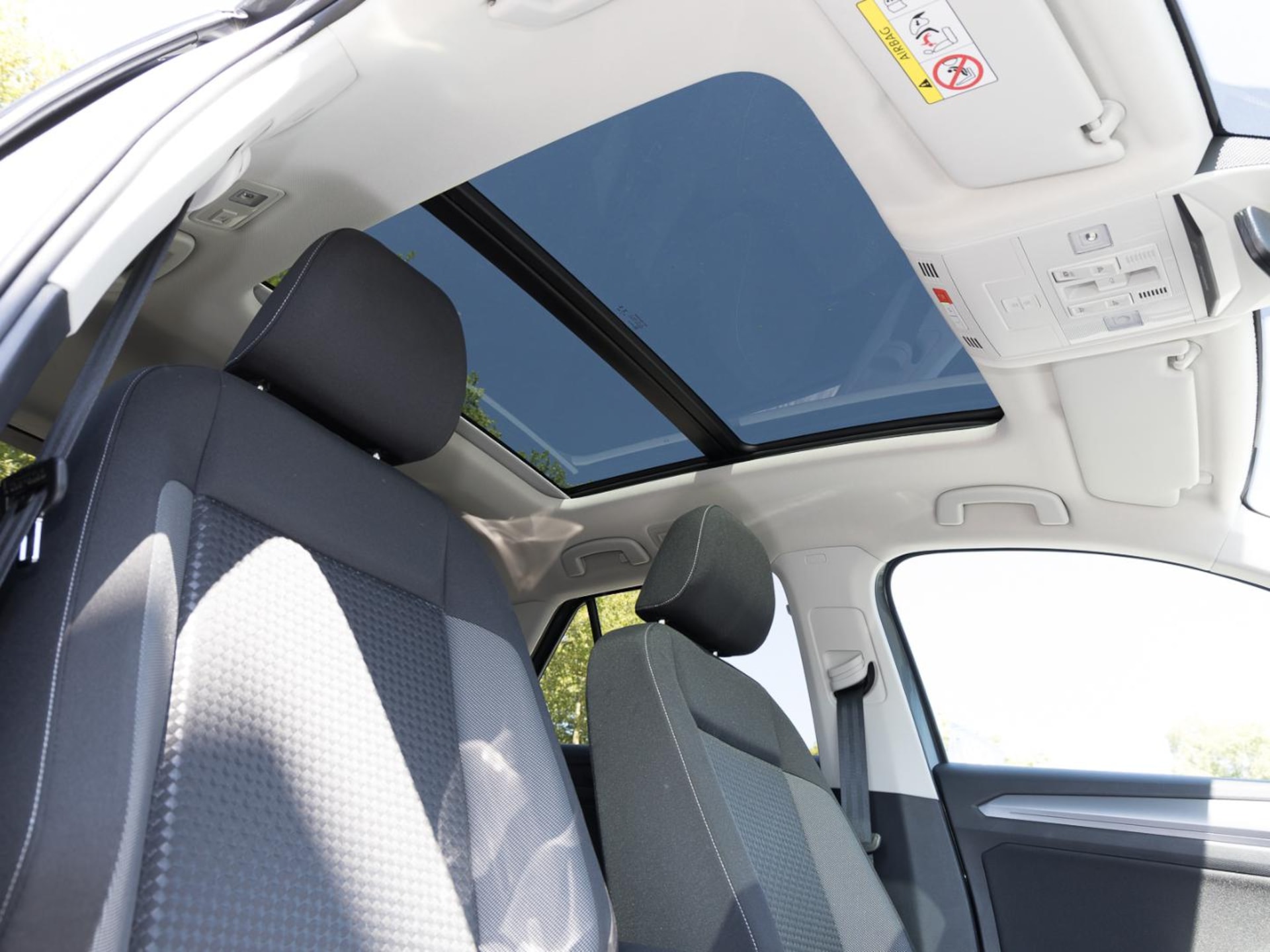 Volkswagen T-Roc Active