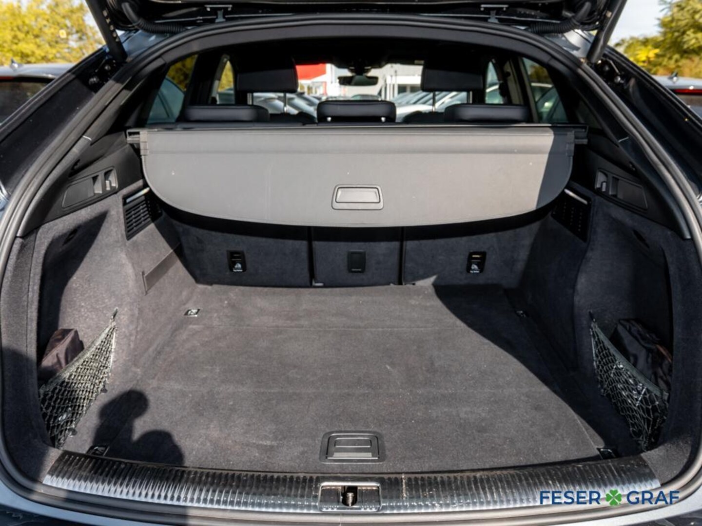 Bild über Audi Q5 Sportback 40 TDI quattro S tronic - für weitere Informationen kontaktieren Sie den Audi Partner