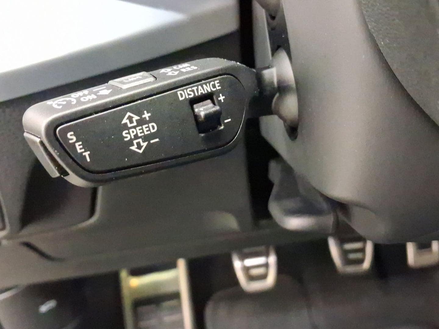 Bild über Audi Q2 S line 30 TDI Schaltgetriebe - für weitere Informationen kontaktieren Sie den Audi Partner