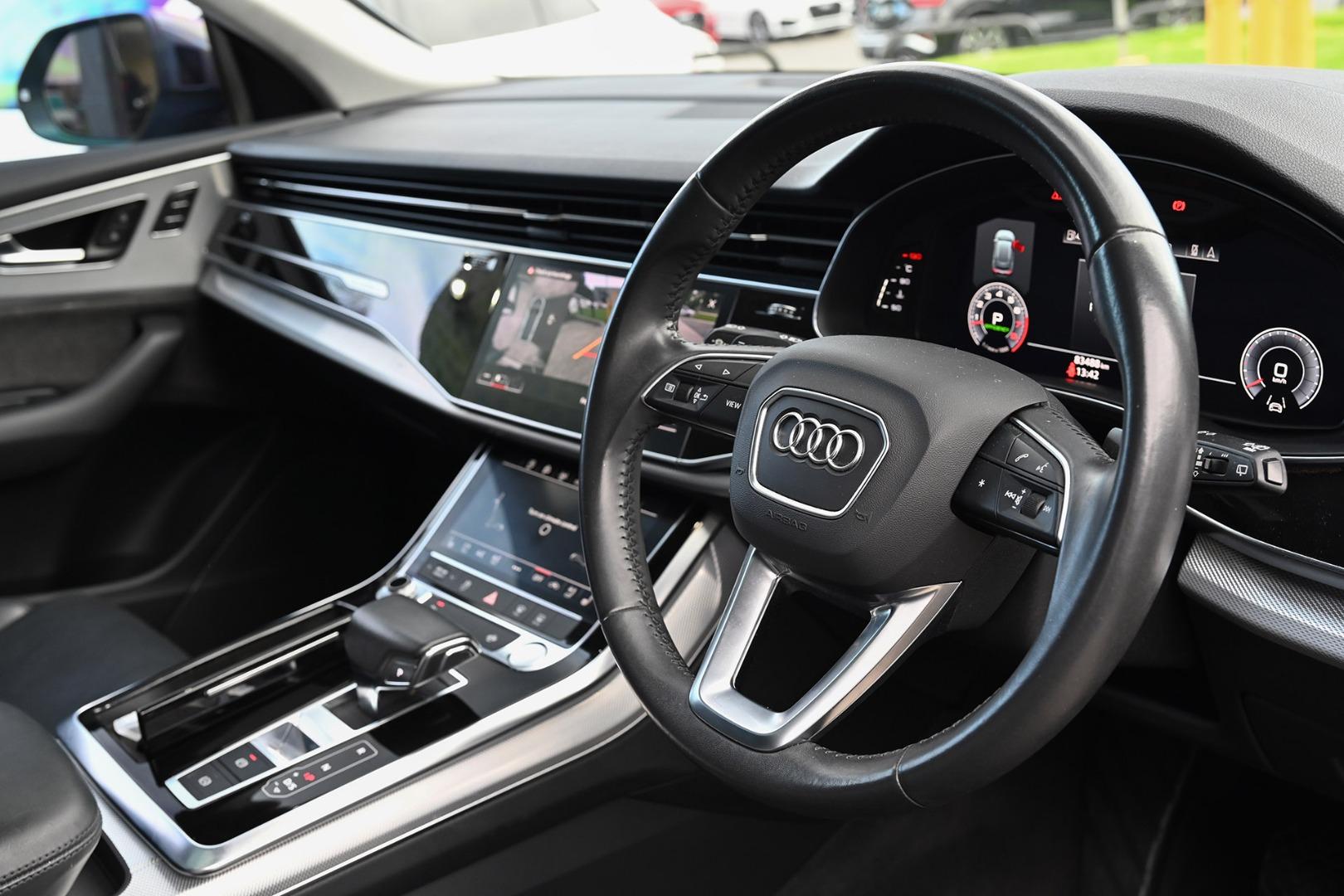 Image about Audi Q8 55 TFSI quattro 250 kW tiptronic