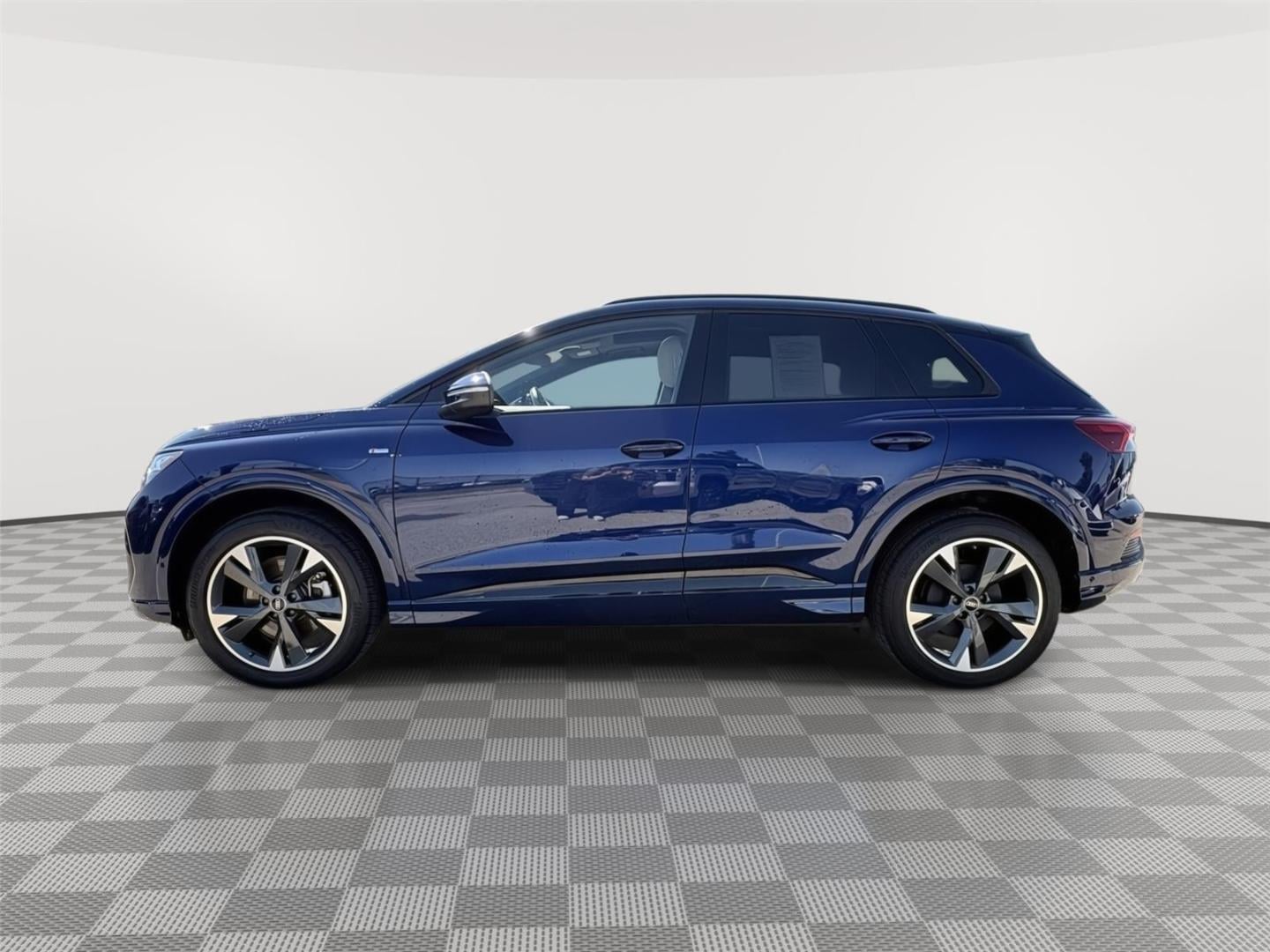 Certified 2024 Audi Q4 e-tron Premium Plus with VIN WA1L2BFZ5RP028089 for sale in Kansas City