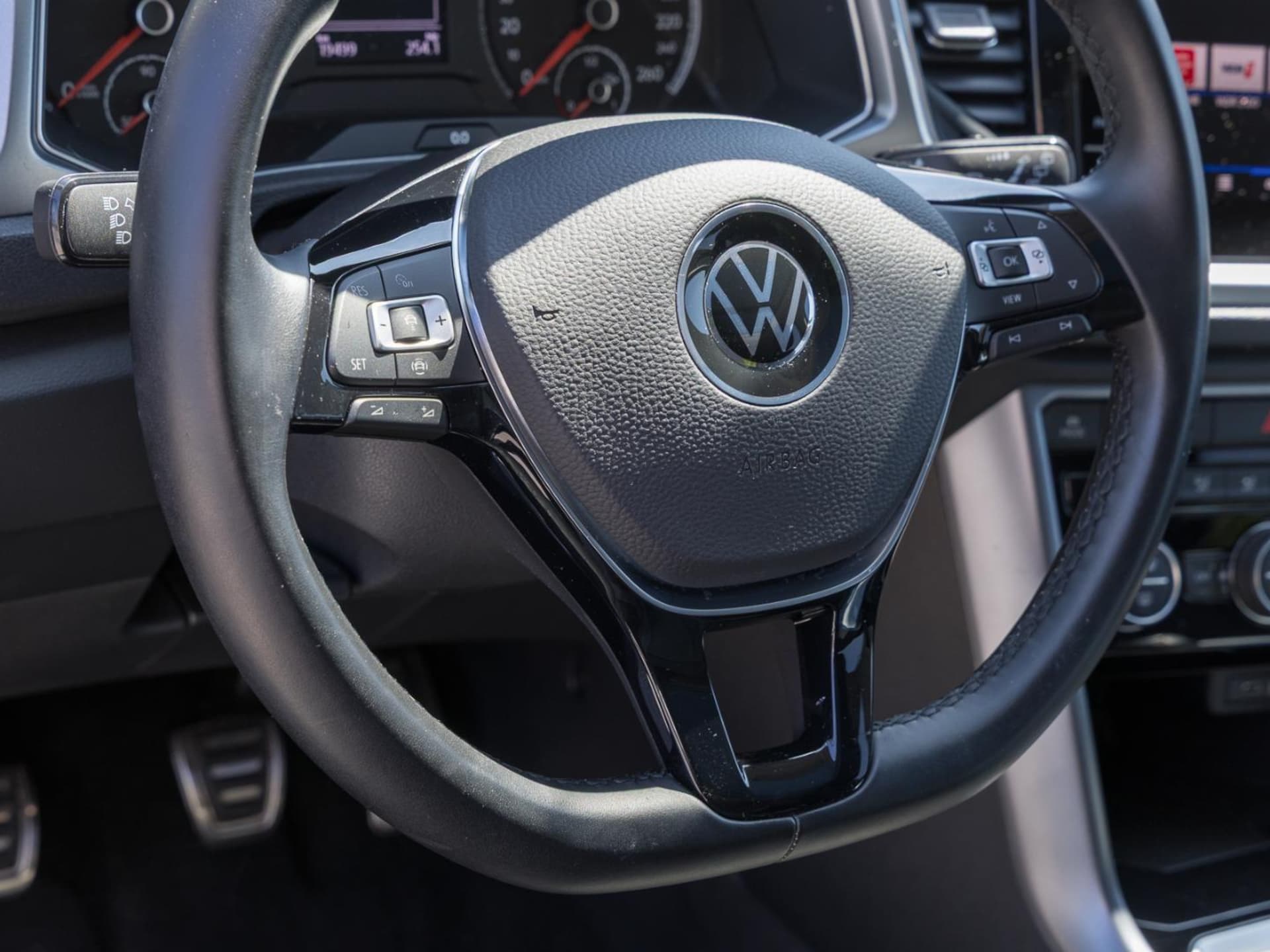 Volkswagen T-Roc Active