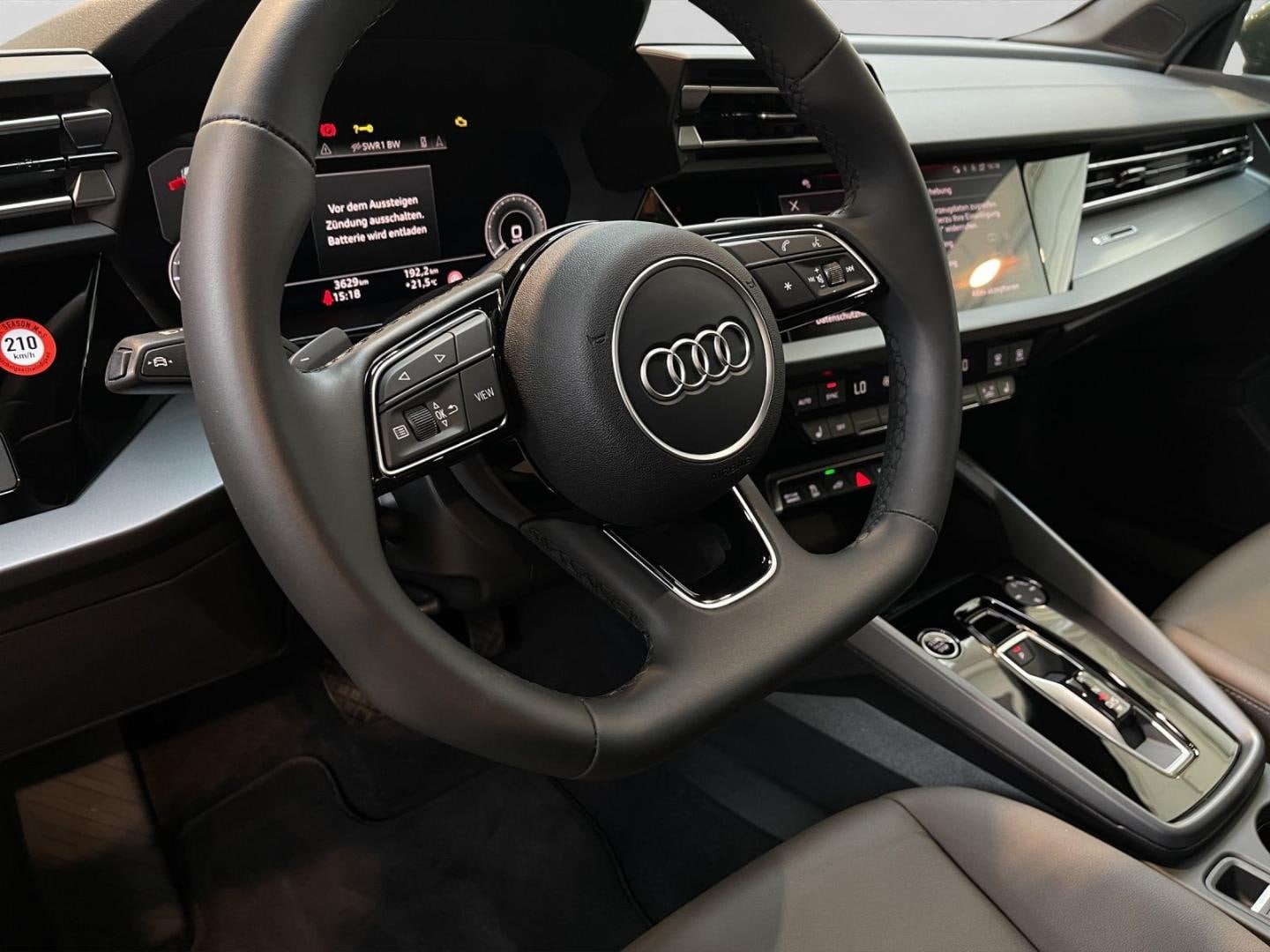 Bild über Audi A3 Sportback TFSI e TFSI e 150 kW S tronic - für weitere Informationen kontaktieren Sie den Audi Partner