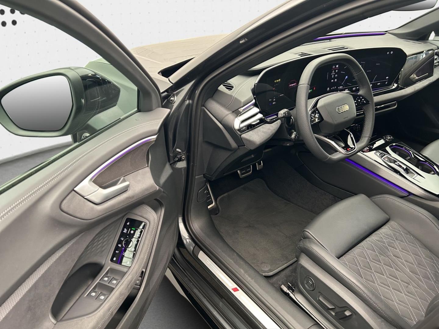 Bild über Audi S5 Limousine TFSI 270 kW S tronic - für weitere Informationen kontaktieren Sie den Audi Partner