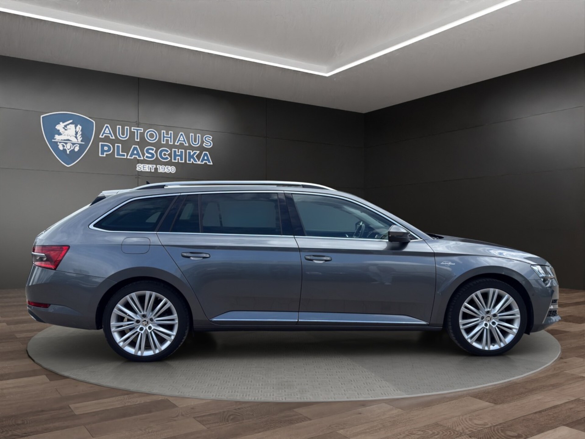 Skoda Superb Combi Laurin & Klement