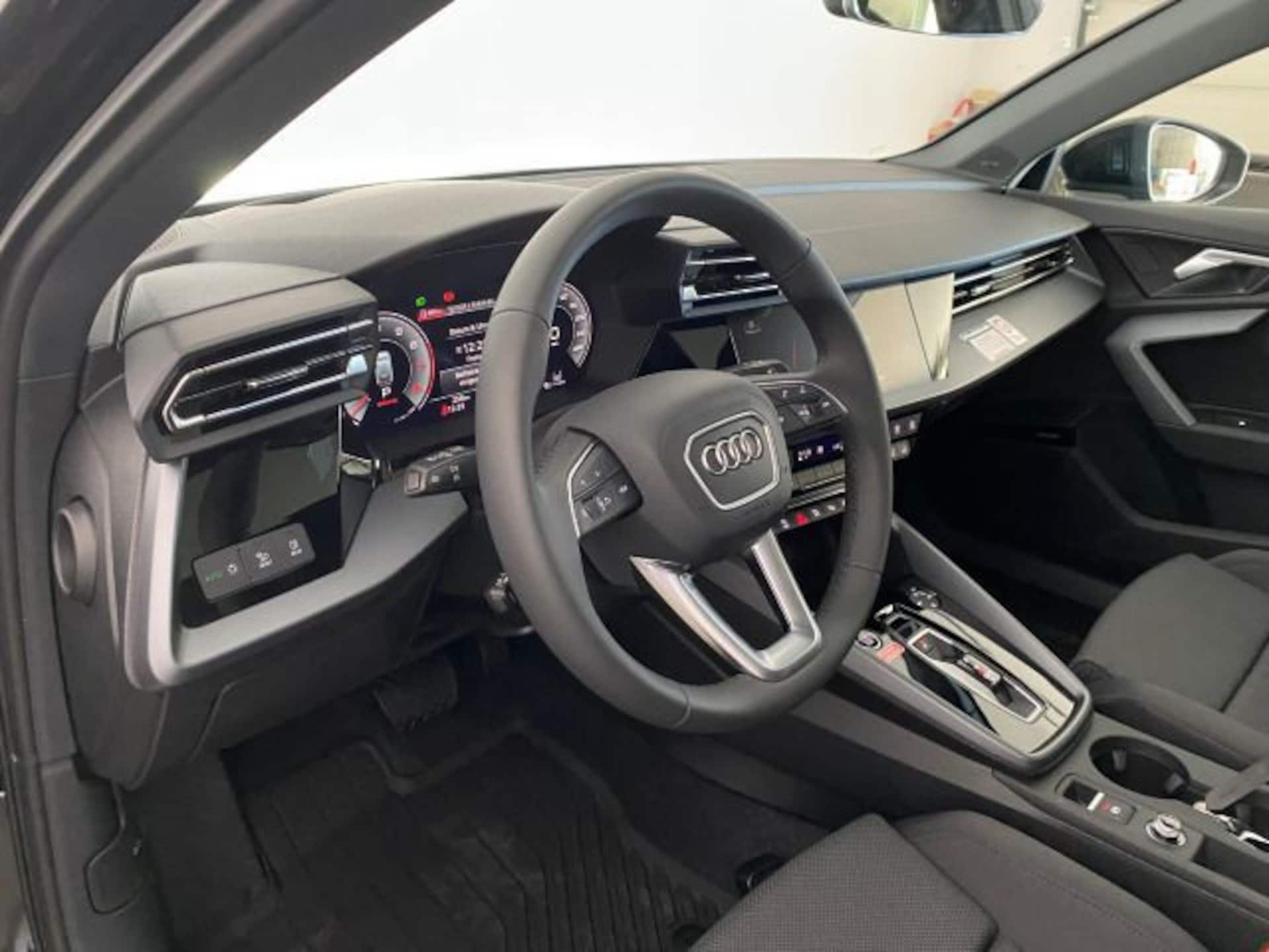 Audi A3 Sportback S line