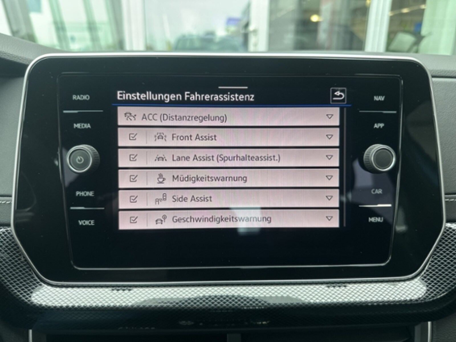 Volkswagen T-Cross – Bild 17