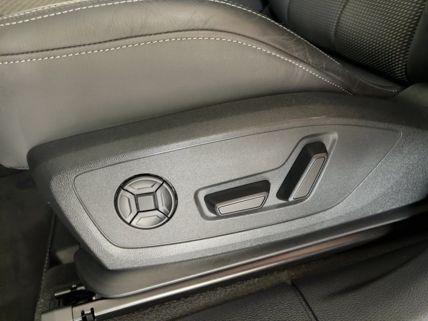 Bild über Audi Q3 Sportback S line 45 TFSI quattro S tronic - für weitere Informationen kontaktieren Sie den Audi Partner