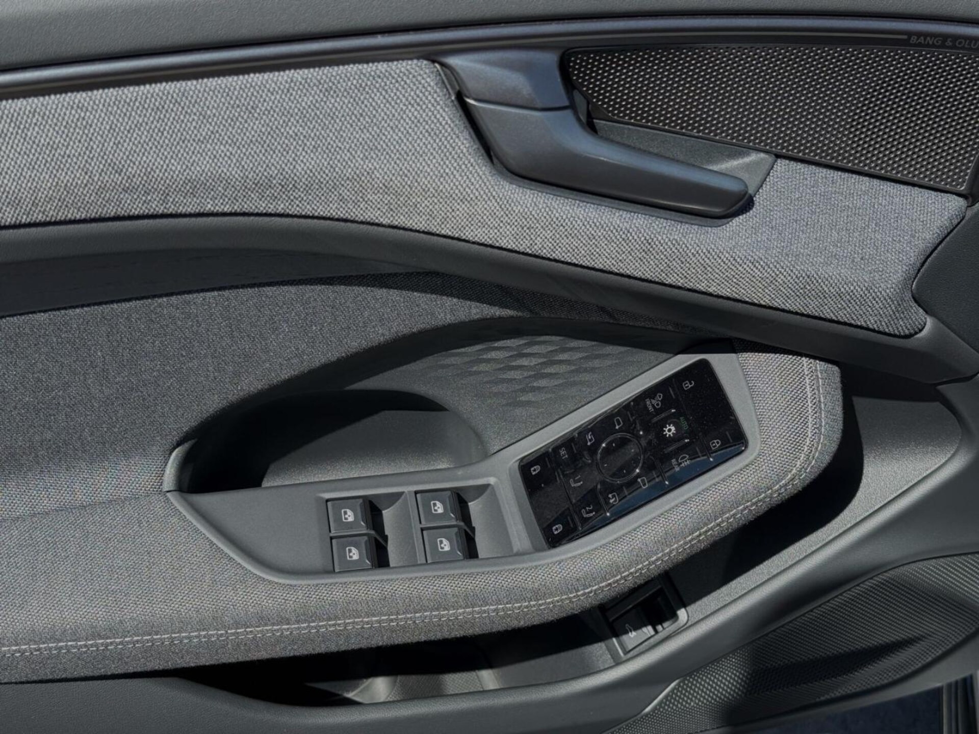 Audi A6 Limousine e-hybrid edition one