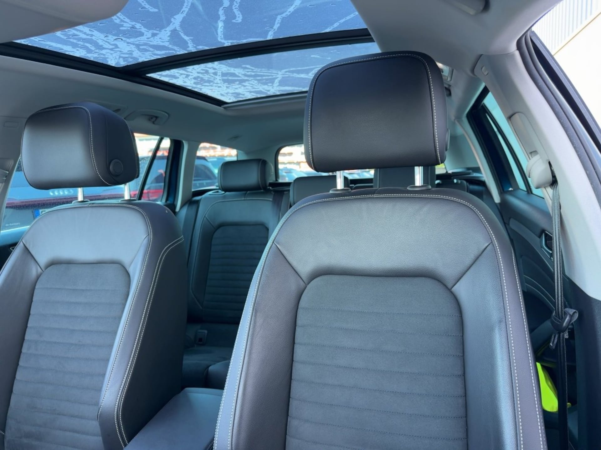 Volkswagen Passat Variant Elegance