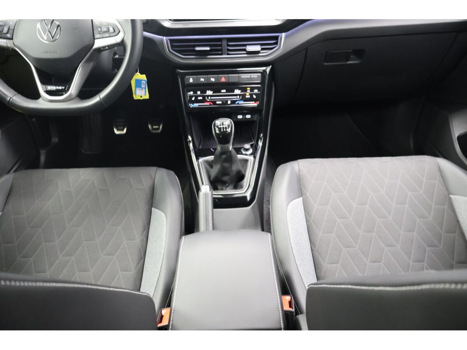 Volkswagen T-Cross – Bild 12