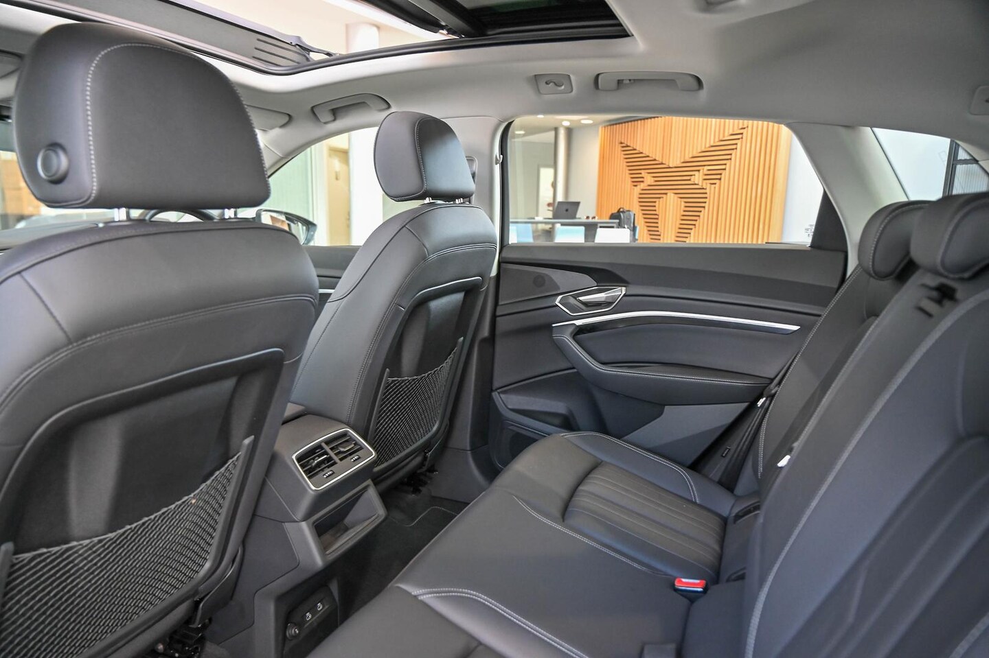 Image about Audi Q8 e-tron 50 e-tron quattro