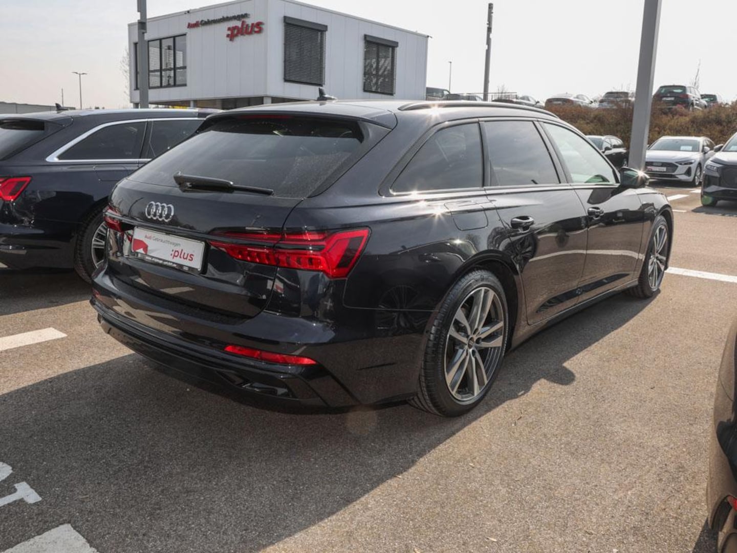 Bild über Audi A6 Avant S line 40 TDI S tronic - für weitere Informationen kontaktieren Sie den Audi Partner