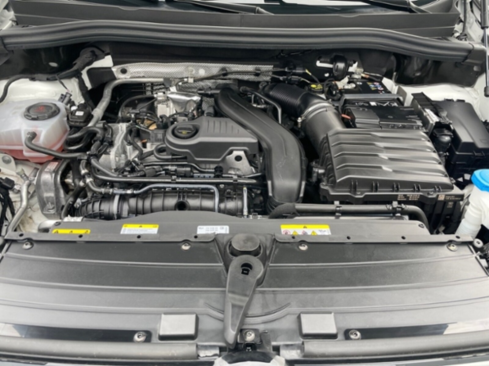 Volkswagen Tiguan – Bild 8
