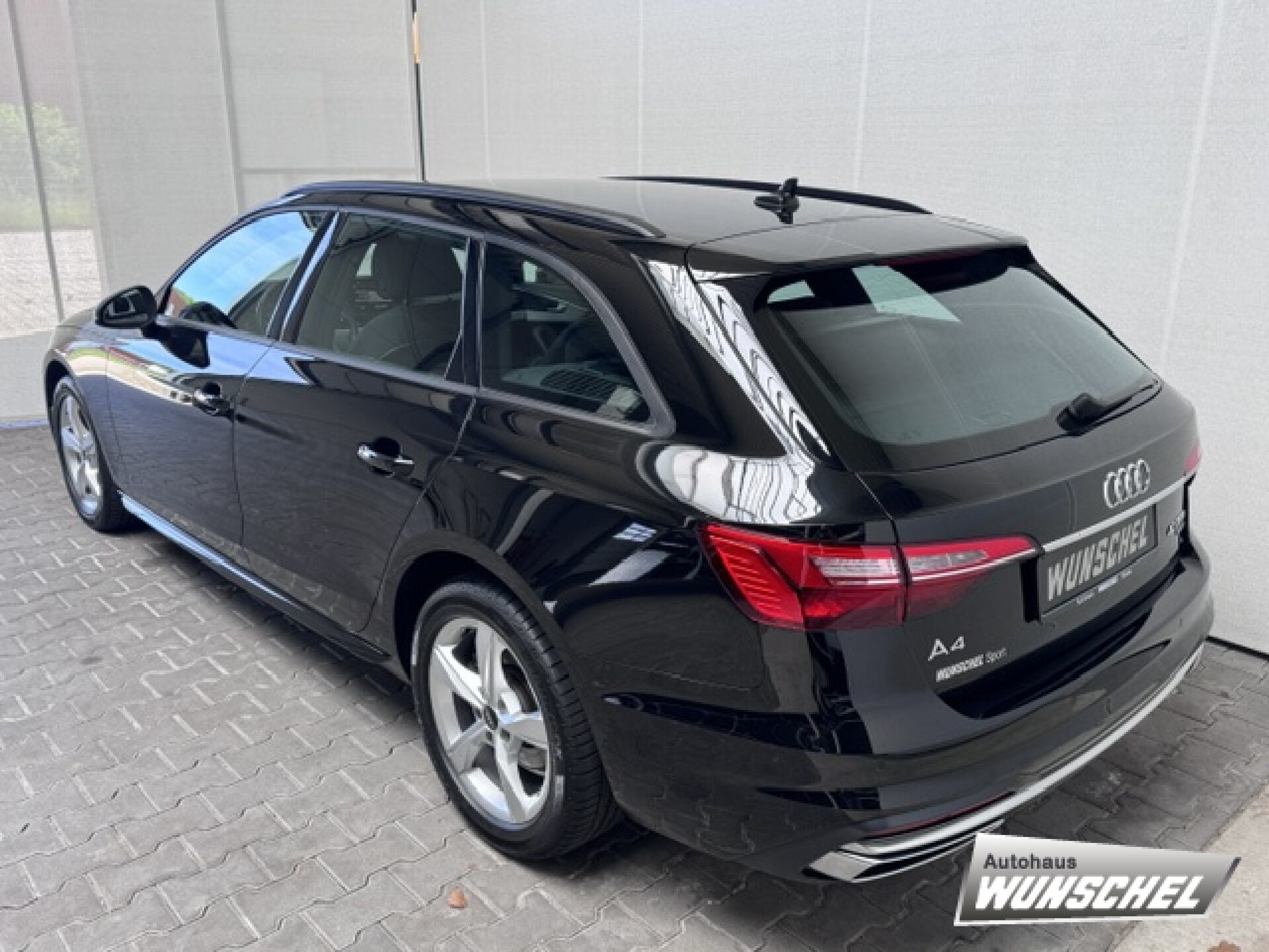 Audi A4 Avant Advanced