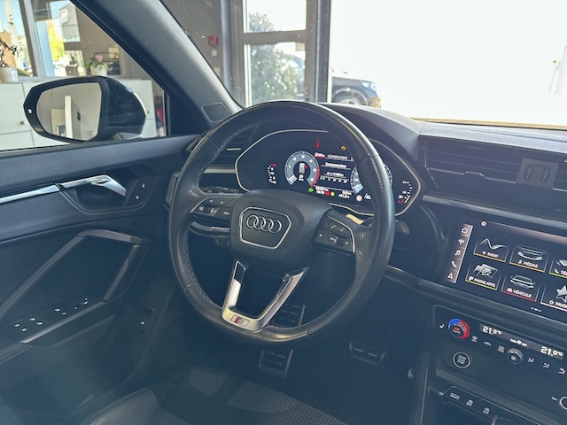 Image about Audi Q3 S line 35 TDI quattro 110 kW (150 ch) S tronic