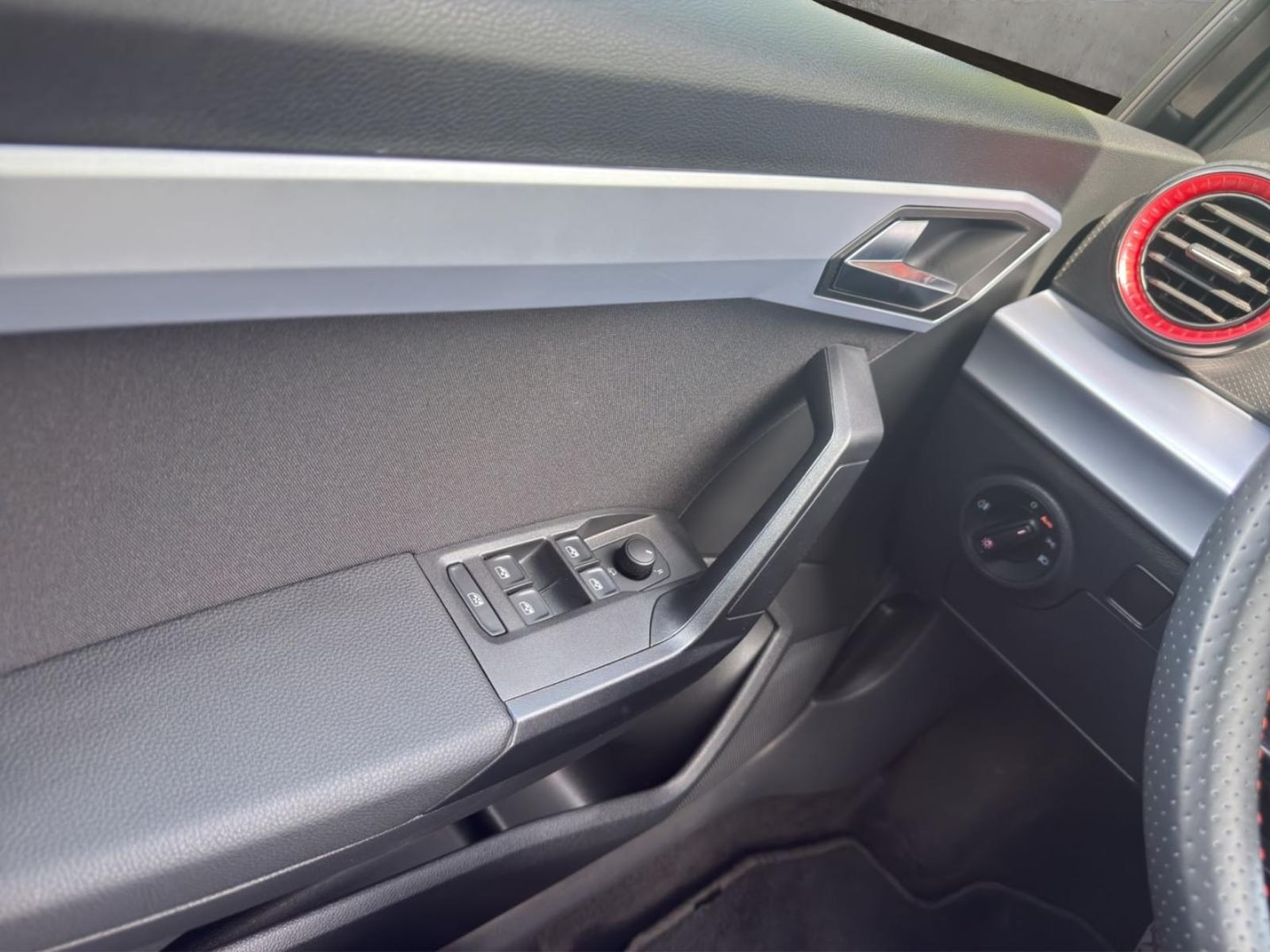 SEAT Arona – Bild 10