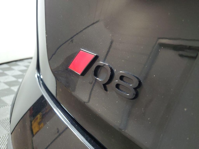 2024 Audi Q8 Sportback e-tron