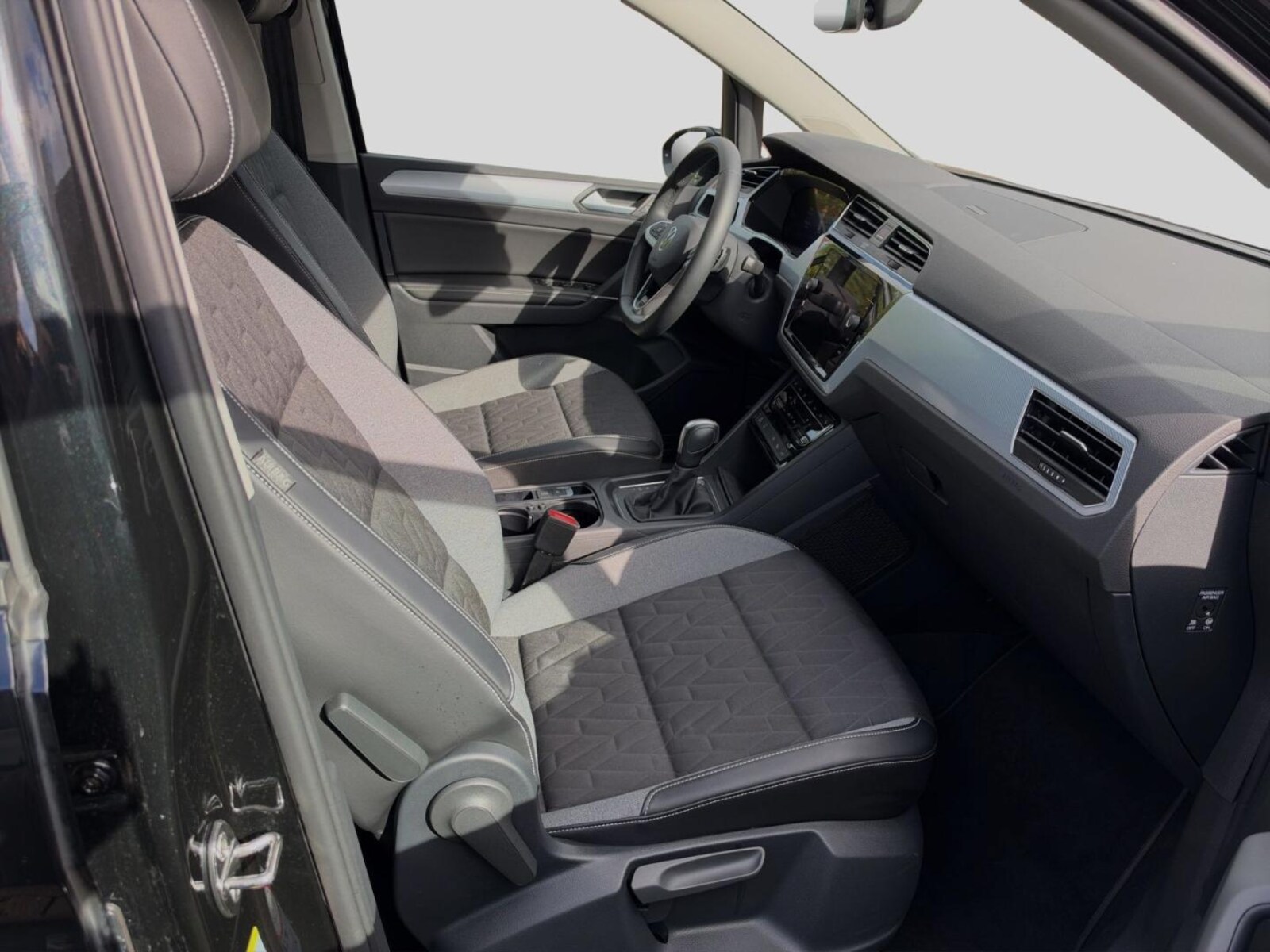 Volkswagen Touran – Bild 13