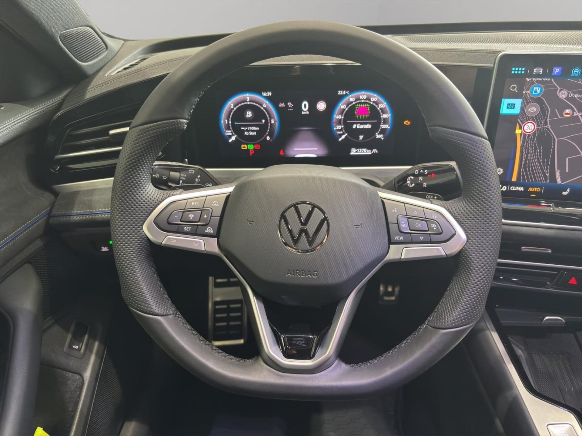 Volkswagen Passat R-Line