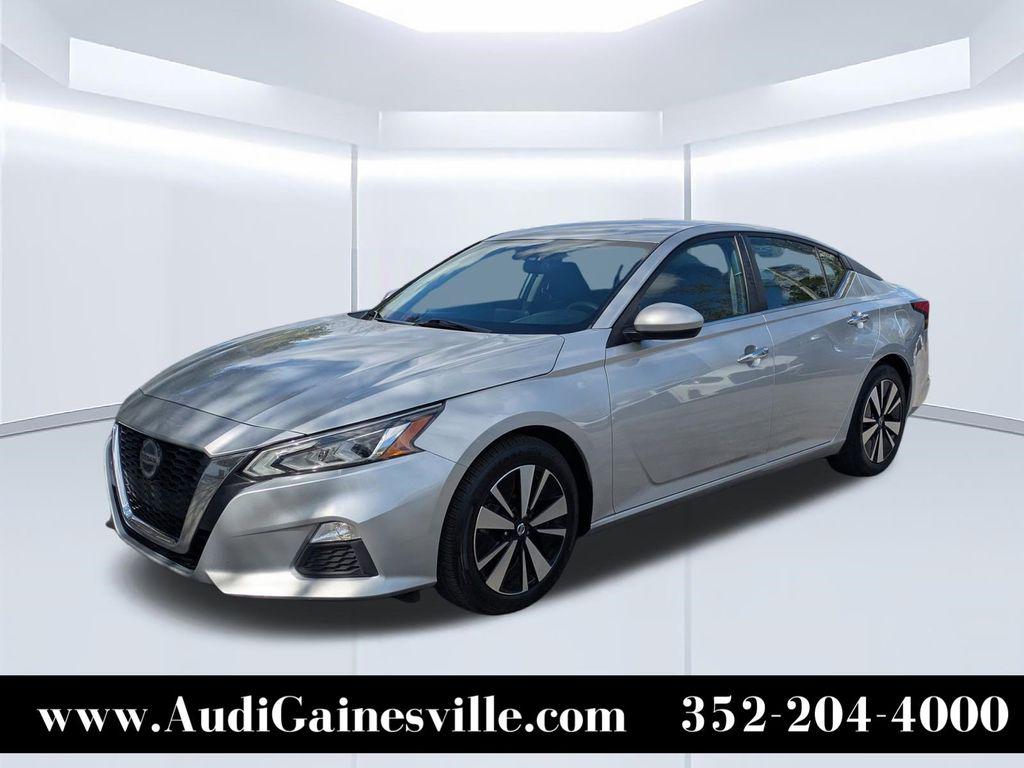 2022 Nissan Altima SV