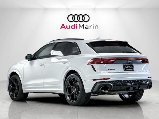 2026 Audi RS Q8 SUV performance