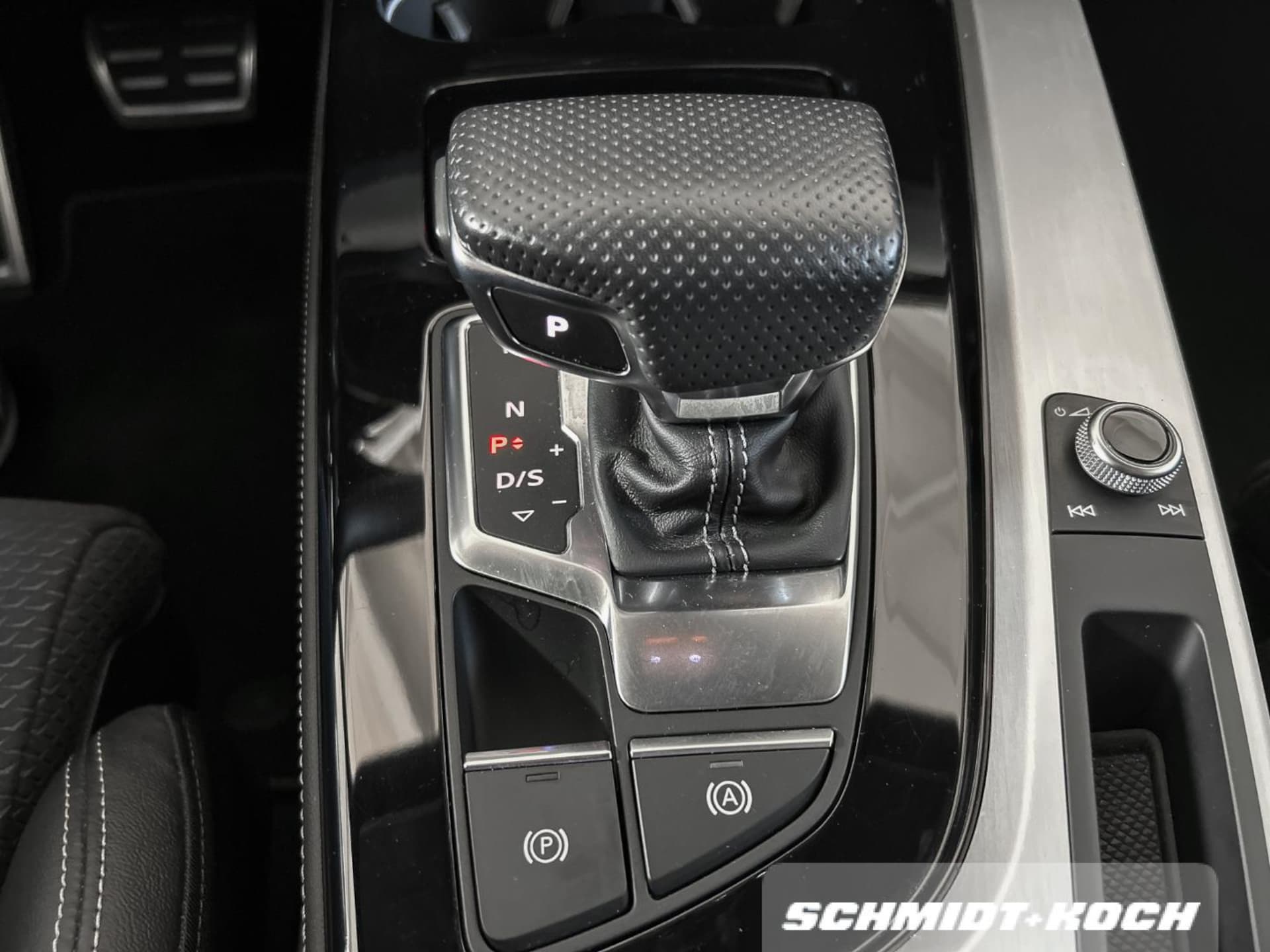 Audi A4 Avant S line