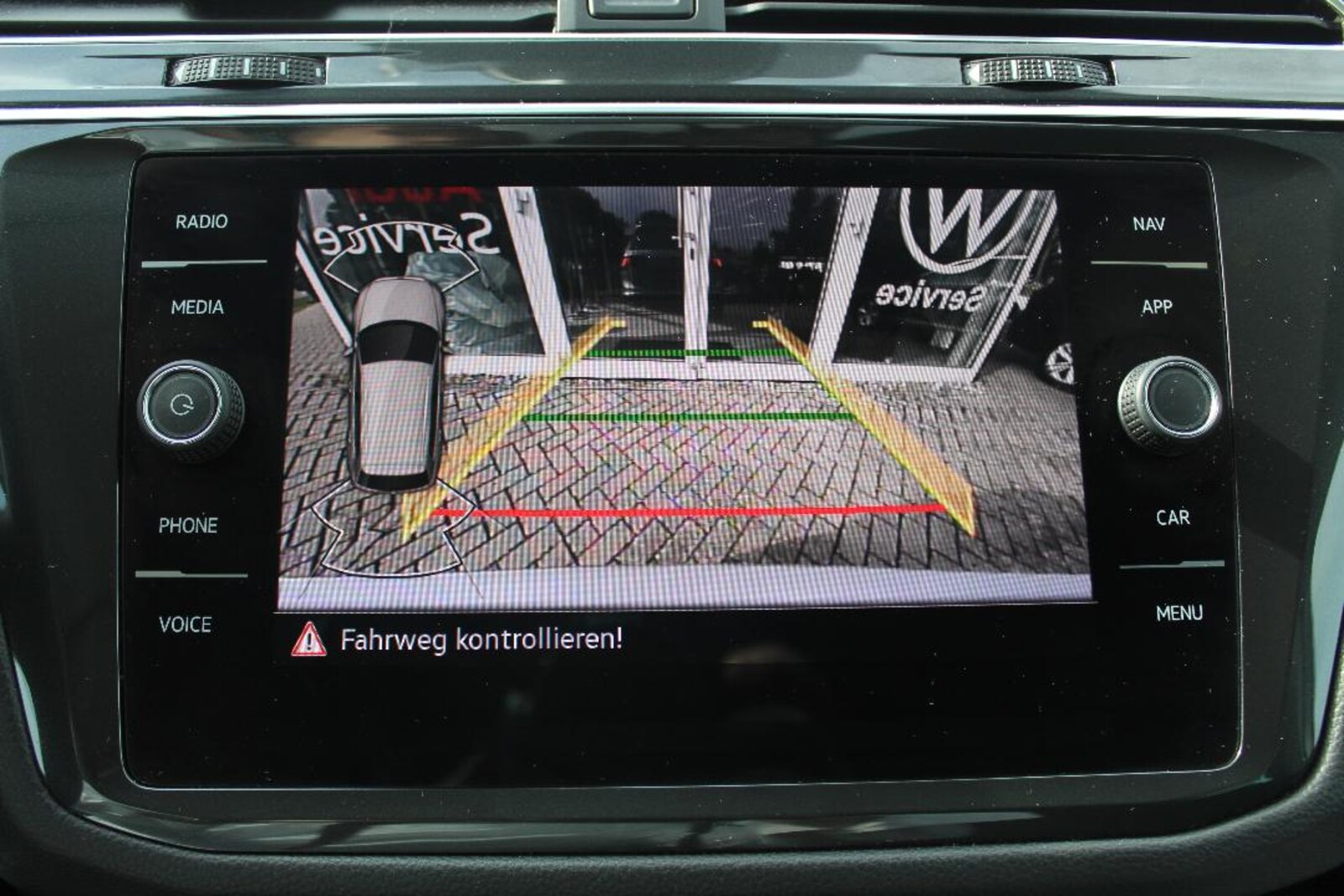 Volkswagen Tiguan – Bild 9