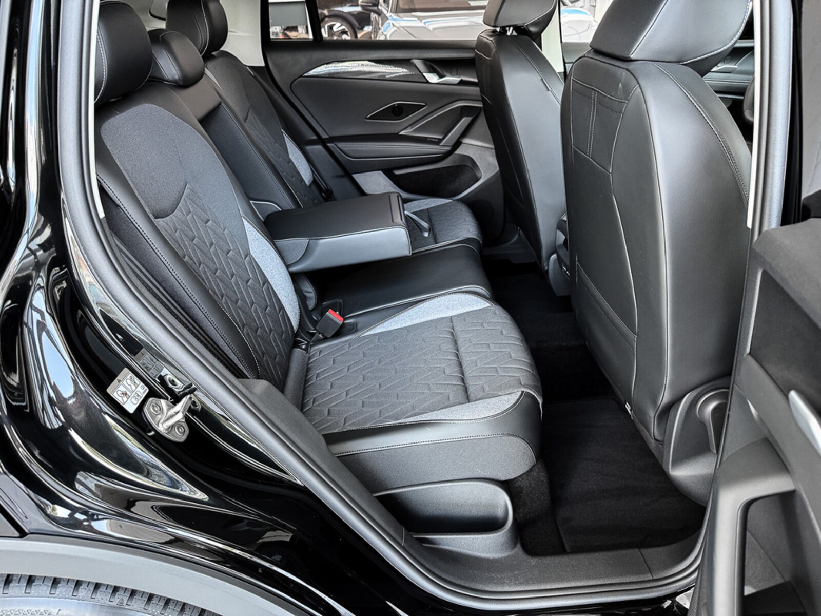 Volkswagen Tiguan – Bild 13