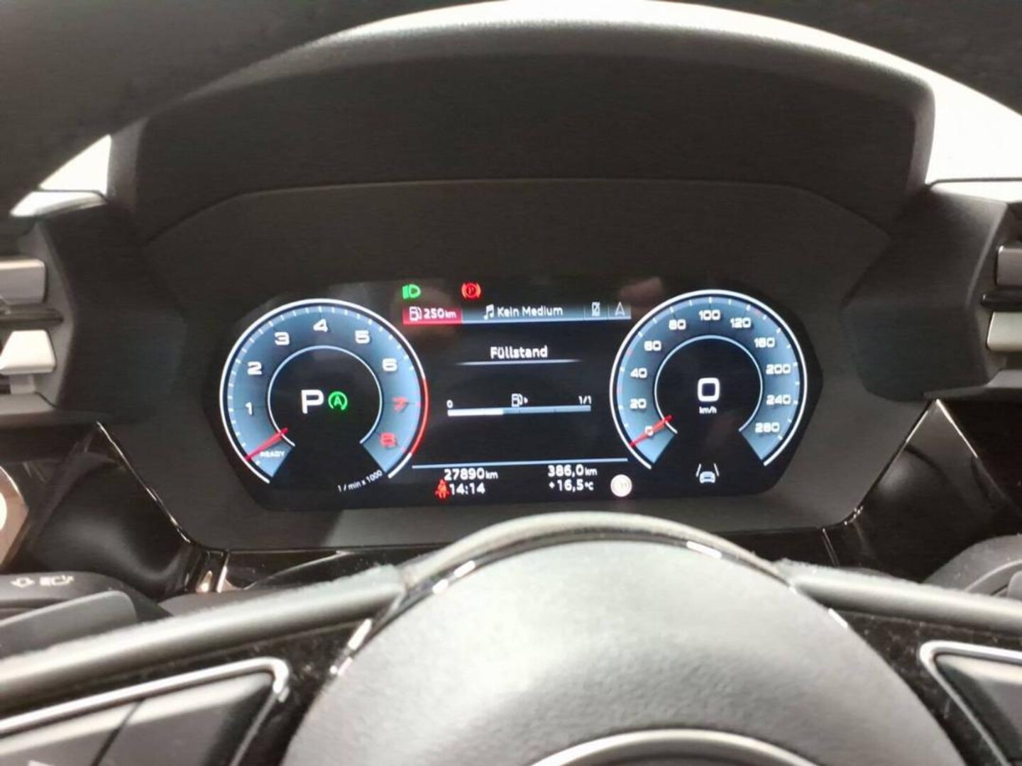 Bild über Audi A3 Sportback TFSI 110 kW S tronic - für weitere Informationen kontaktieren Sie den Audi Partner