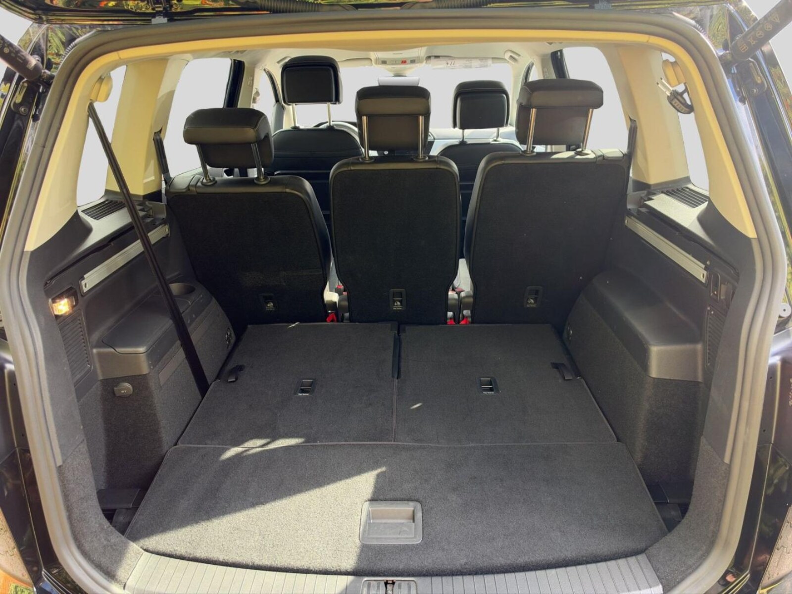 Volkswagen Touran – Bild 19