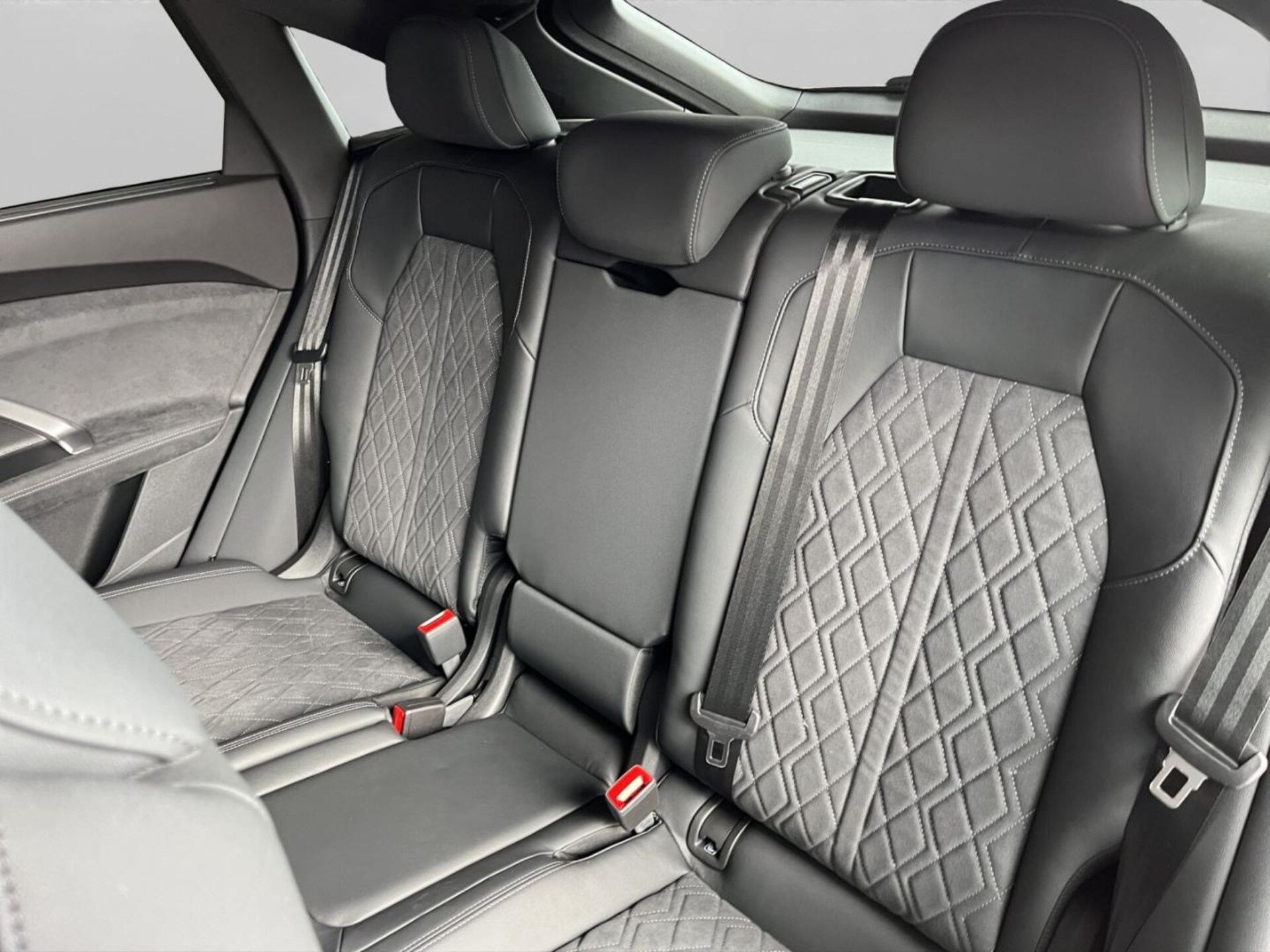 Audi Q5 Sportback edition one