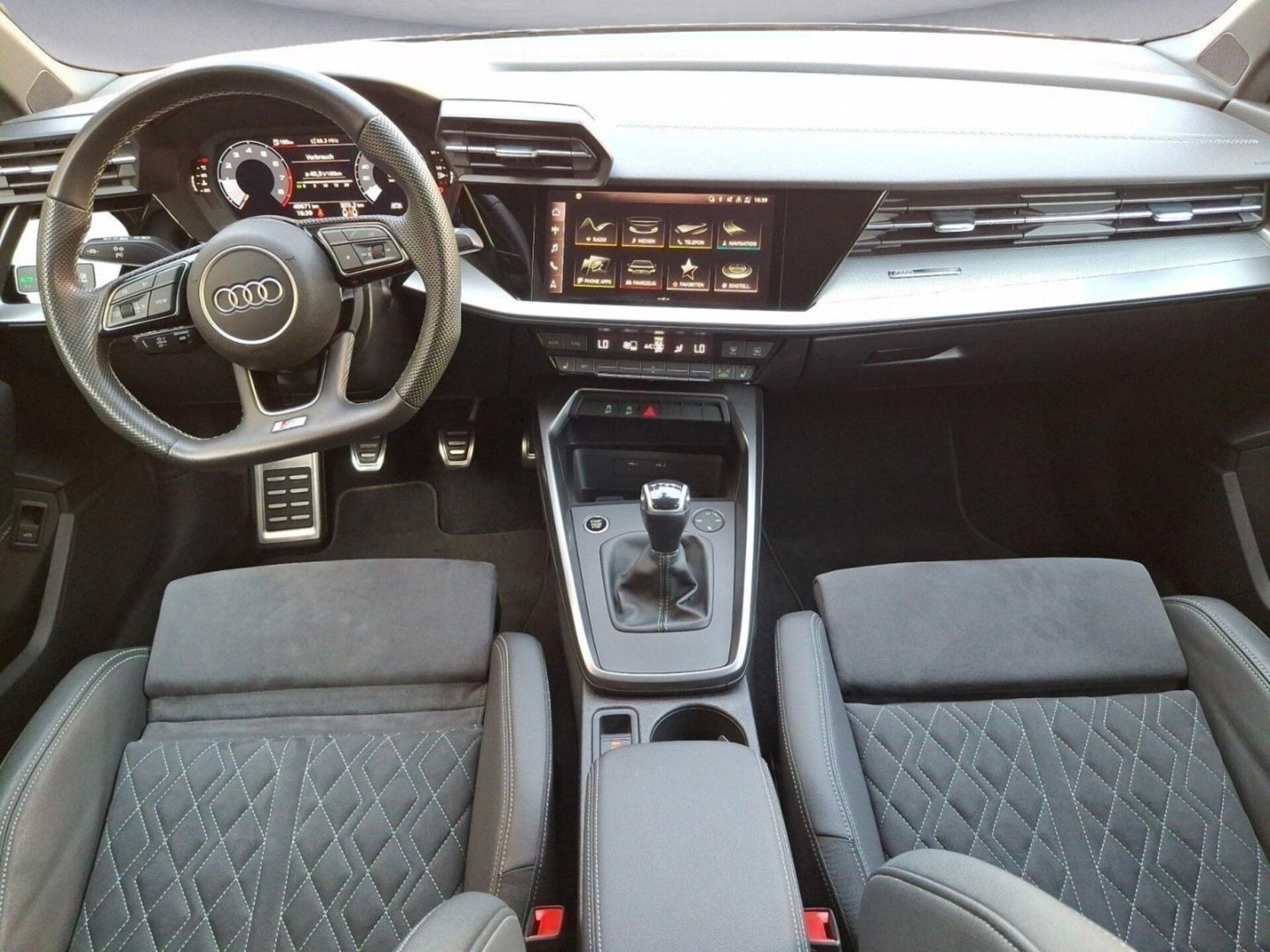 Audi A3 Sportback S line
