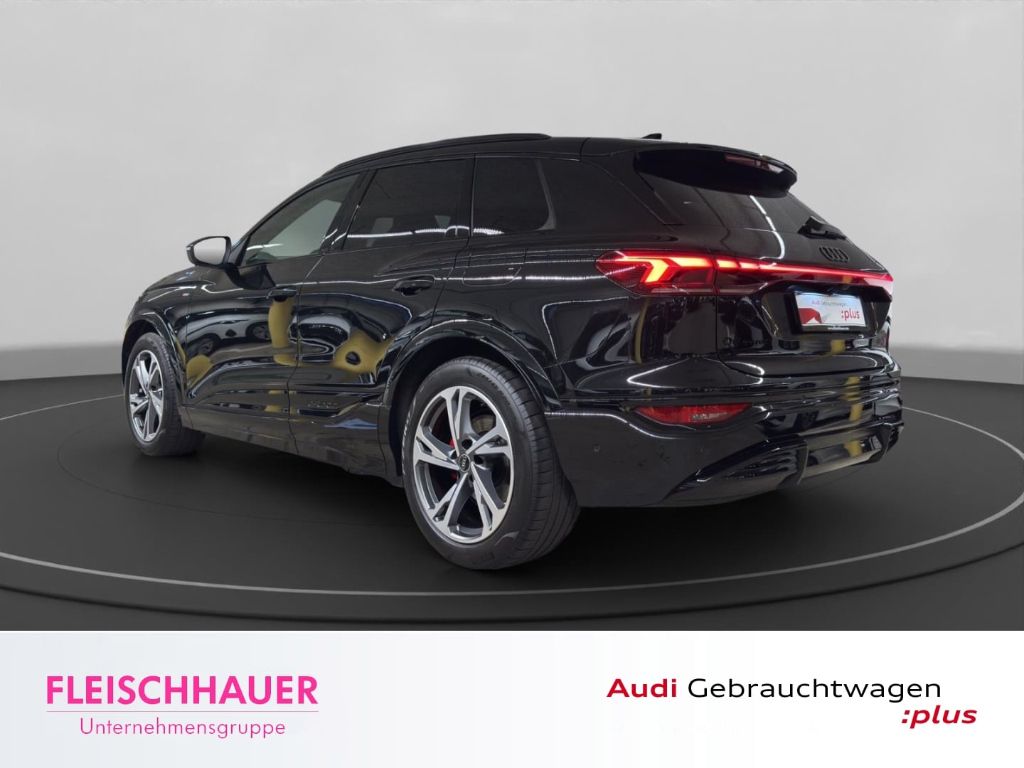 Bild über Audi Q6 SUV e-tron S line business e-tron performance 225 kW - für weitere Informationen kontaktieren Sie den Audi Partner