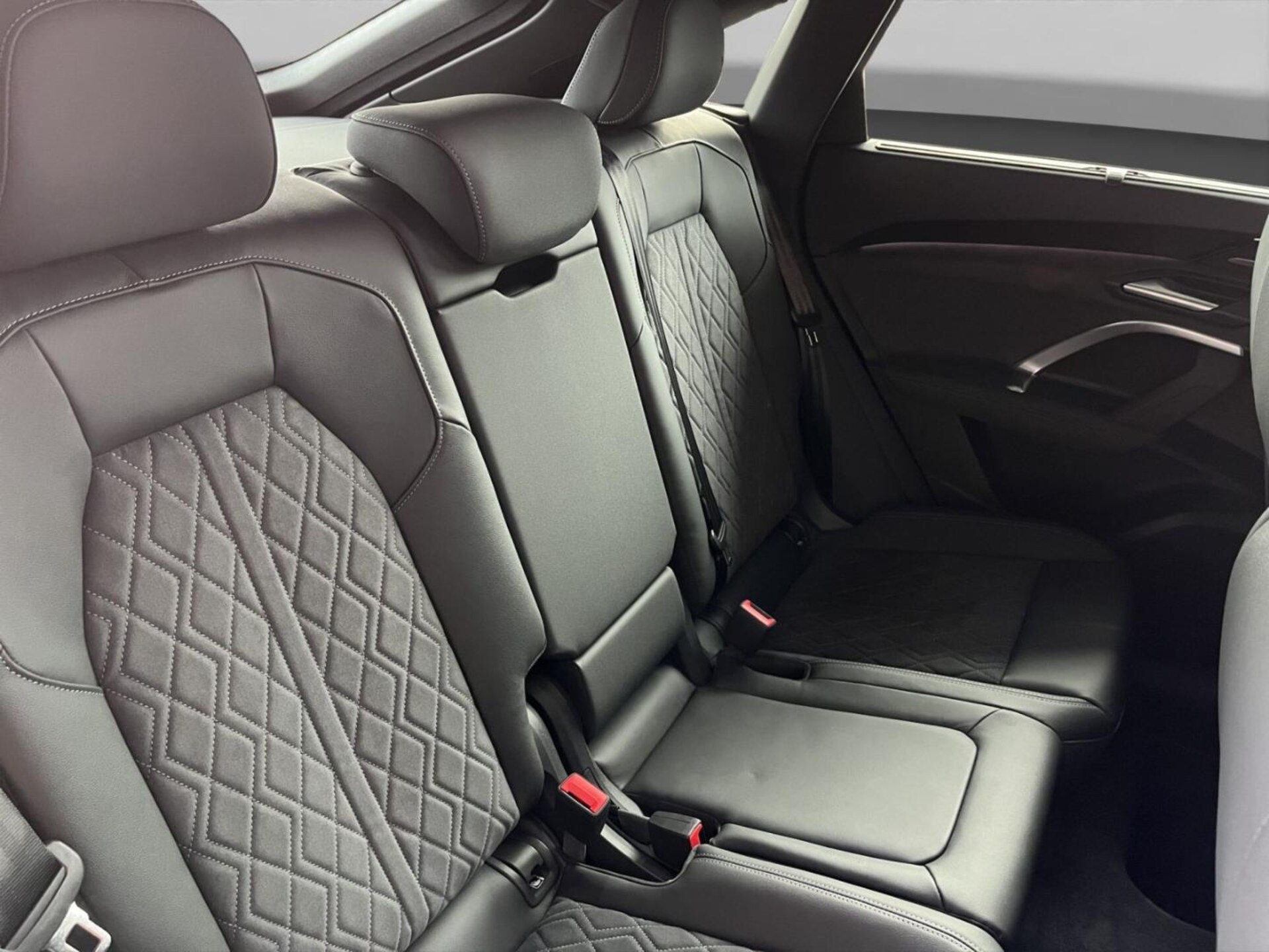 Audi Q5 Sportback edition one