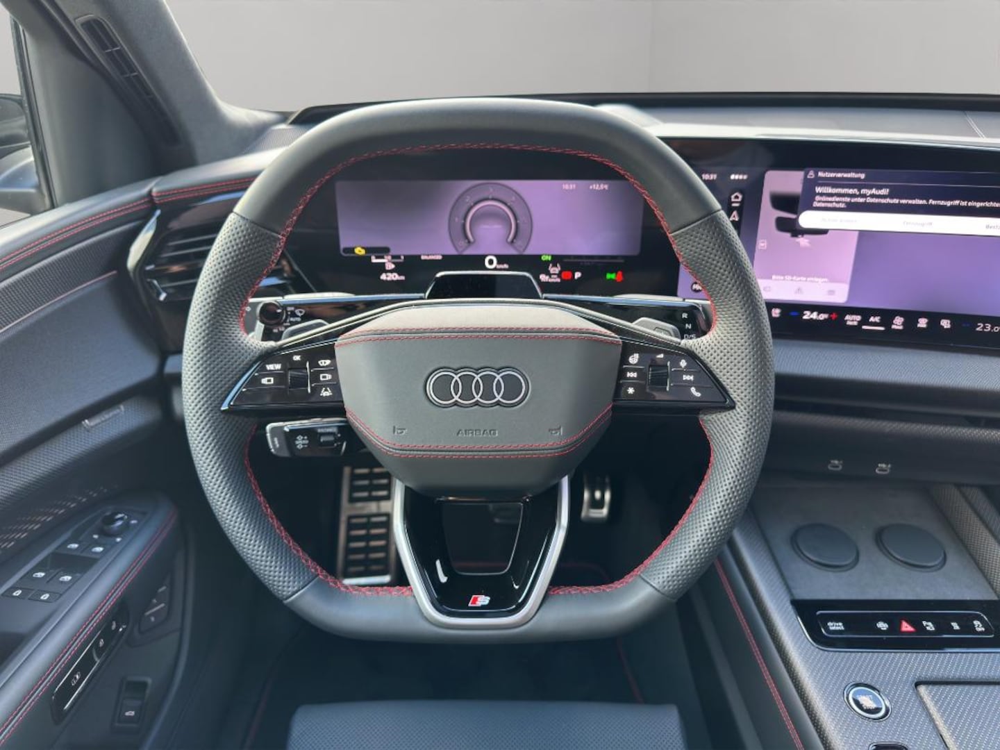 Bild über Audi Q7 SUV TDI quattro 220 kW tiptronic - für weitere Informationen kontaktieren Sie den Audi Partner