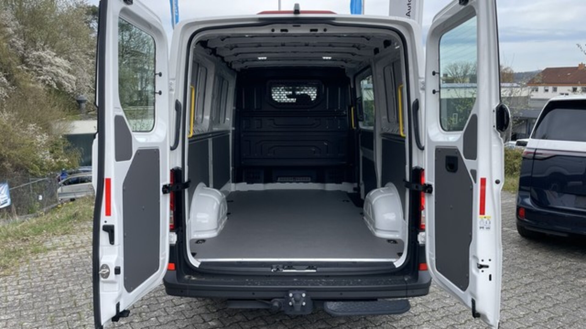 Volkswagen Crafter Kasten mittlerer Radstand