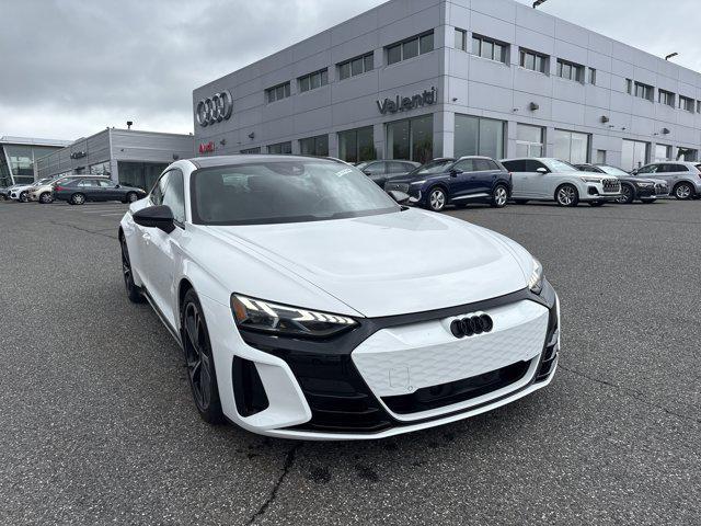 2023 Audi e-tron GT Premium Plus quattro's photo
