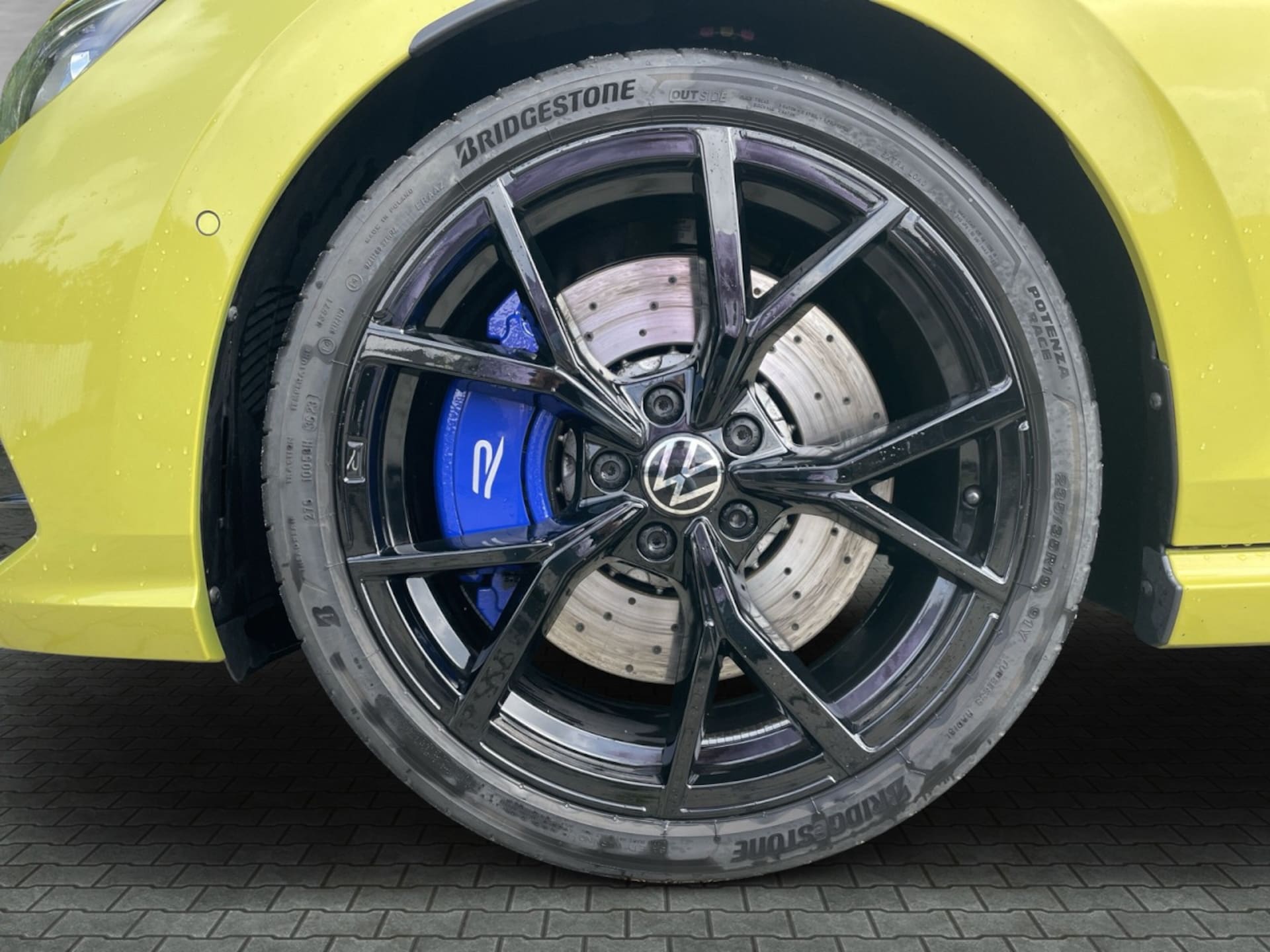Volkswagen Golf R