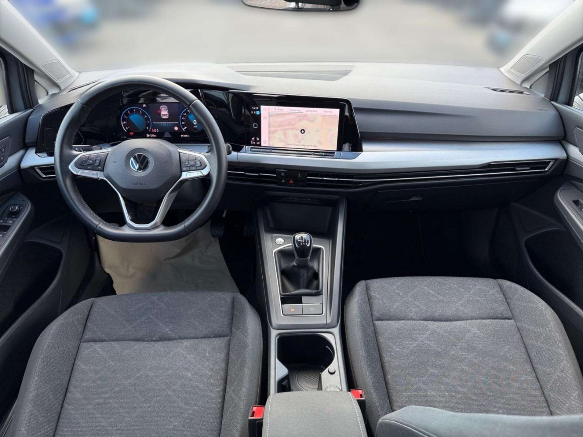 Volkswagen Golf Life